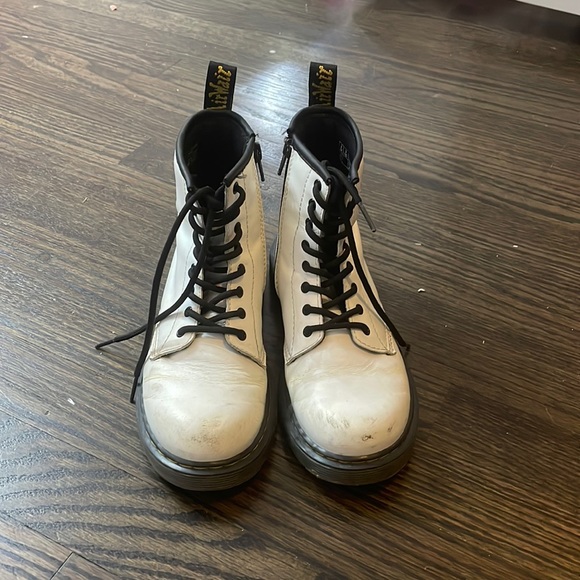White Dr Martens booties - Picture 2 of 6